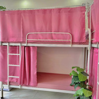 Sleepbox Nữ - Full Nội Thất Phòng Ban Công Rộng Rãi, Thoáng Mát