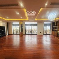 Bán Tòa Building Văn Phòng Hoàng Quốc Việt-Lô Góc Mặt Tiền Quyền Lực