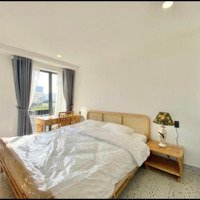 Apartment Serviced Nội Khu Đô Thị, Yên Tĩnh, Dân Trí. Có Bãi Ô Tô. Cây Xanh Đô Thị Trong Lành