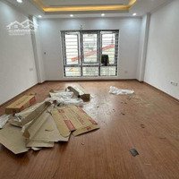 Bán Nhà Mới Xây Bằng B, Linh Đàm. Diện Tích 40M2, 5 Tầng, Giá Bán 4 Tỷ, Ô Tô Đỗ Cổng