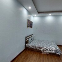 Nhà Đường Kim Giang, 5 Tầng, Ô Tô Đỗ Cửa, Thông Sàn, 4 Pn, Cần Bán