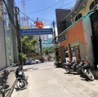 Bán nhà đường Tuệ Tĩnh - TP. Nha Trang giá 110tr/m2