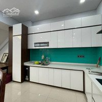 Cho Thuê Nhà Phố 3 Tầng 130M2 3 Phòng Ngủkhu Phú Gia Compound; Đường Ông Ích Khiêm