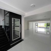 Cho Thuê Văn Phòng, Showroom 300M2 Tại An Phú Quận 2 Giá Thuê: 45 Triệu/Th