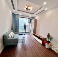 Chính Chủ Cho Thuê Căn 2 Ngủ 61M2 Full Đồ View Nhật Tân Dự Án Sunshine Riverside. Lh