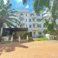 Bán Biệt Thự Chateau Phú Mỹ Hưng, Q7, Nhà Thô. Diện Tích: 195M2, Giá Bán 85 Tỷ. Liên Hệ: 0917554605