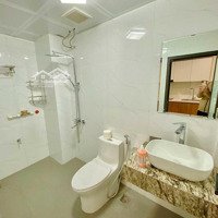 Cho Thuê Nhà Ngõ Khúc Thừa Dụ 70M2X7T Thông Sàn 1 Lửng Mới Xây Thang Máy Xe Tải Tránh