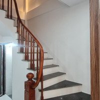 Bán Nhà Đại Tự 31M2*5T. Mặt Đường 422B, Nhà Cạnh Chợ. Ngõ Thông 20M Đến Đường Ôtô Tải. Giá Bán 2,45 Tỷ