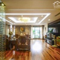 Siêu VIP! Biệt Thự sân vườn phố Thành Công 170m2, 5T thang máy, MT9m hiếm quận Ba Đình