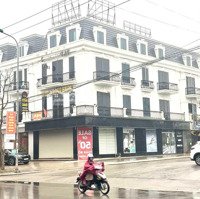 Gia Đình Cần Cho Thuê Căn Góc Shophouse Ngay Chợ Cột Đỏ Sầm Sơn