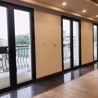 Cho Thuê Văn Phòng 30M2 80M2 150M2 Khu Trung Tâm, Thuận Tiện Đi Lại