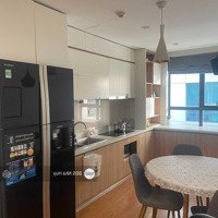 Cho Thuê Căn Hộ 2 Ngủ Full Đồ + 40M Sân Vườn Tại Hong Kong Tower