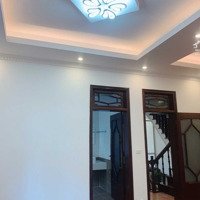 Cho Thuê Nhà Nguyễn Chí Thanh 90M2, 5 Tầng 35 Triệu/Th Làm Văn Phòng, Cty