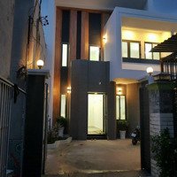 Cho Thuê Villa Thiết Kế Sang Trọng Tại Bà Điểm, Cách Ngã 4 Trung Chánh