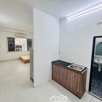 Chdv Studio Full Nội Thất-Bếp Xa Giường-Cửa Sổ-Gần Vincom Cộng Hoà