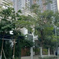 Gia đình em cần bán gấp căn biệt thự Nguyễn Đình Thi Thụy Khuê Tây Hồ Hà Nội dt 246 m2 giá bán 95 tỷ