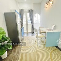 Cho Thuê Ch 2 Phòng Ngủ + Balcon + Thang Máy - Đường Nguyễn Văn Cừ - Quận 1 - Full Nội Thất