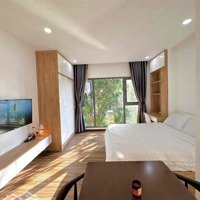 Cho Thuê Căn Hộ 1 Phòng Ngủcửa Sổ Lớn View Thoáng Giá Rẻ Gần Cầu Ông Lãnh T3