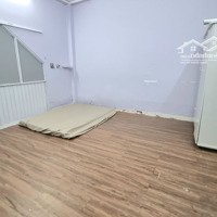 Phòng Trọ Ở Ghép 3 Người - 50M2 - Hoàng Hoa Thám - Bình Thạnh