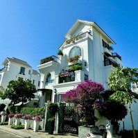 Mình Cần Bán Gấp Căn Villas Mystery Đảo Kim Cương Q2 Phong Cách Bán Cổ Điển.