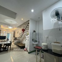 Cho Thuê Nhà Phố Nguyên Căn Quận 7, 1 Trệt 2 Lầu, 1 Thương, Hẻm Xe Hơi ( Thu Hà 0932758032)