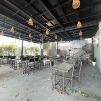 Chương Dương - Hơn 200M2 Sẵn Trang Thiết Bị Thông Thoáng