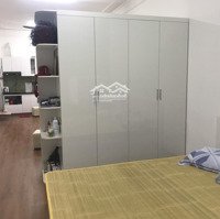 Chính Chủ Cho Thuê Phòng Khép Kín 50M2 Mặt Phố Bạch Mai Giá 6 Triệu/Tháng