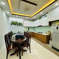 Siêu Phẩm! Bán Gấp Nhà Hẻm Oto 6M Chỉ 2.8 Tỷ, 60M2. Hoàng Trọng Mậu,Tân Hưng, Quận 7. Liên Hệ: 0765369477