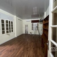 Cho Thuê Nhà Ở Bạch Mai,Diện Tích45M2, 3T, 10M2 Sân, 3 Phòng Ngủ 3Vs, Ngõ Rộng, Kinh Doanh Văn Phòng Được