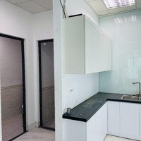 Cần Cho Thuê Gấp Văn Phòng 250M2 Đã Chia Sẵn Phòng Vách Kính Tại Triều Khúc, Tx - Liên Hệ: 0965.825.962