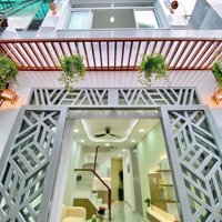 Sang Gấp Nhà Huỳnh Văn Bánh, P15, Q. Phú Nhuậndiện Tích32.8M2. Sổ Sẵn Hoàn Công Đầy Đủ