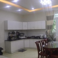 Cho Thuê Nhà 1 Trệt 1 Lầu, 2 Hầm, 6 Phòng Ngủ, 15 Triệu, Nguyễn Trung Trực, P4, Đà Lạt Thảo 0936162722