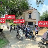 Chỉ Hơn Tỷ Tý Ti Có Ngay 55 M Đất Mặt Đường Kinh Doanh Ngần 3 Truờng Học , Trạm Y Tế, Ủy Ban, Chợ