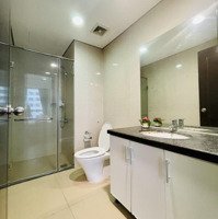 Chính Chủ Cần Bán Căn Hộ 2 Ngủ Tòa T4 Time City Giá Bán 5.4 Tỷ. Liên Hệ: 0989701396