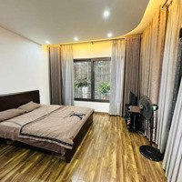 Bán Nhà - Đường Láng - 5 Tầng Kinh Doanh Thang Máy Gara Oto 40M* 5 Tầng*Mt4M- 14.8 Tỷ.