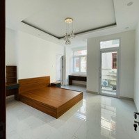 Cho Thuê Nhà 213B Đường 3/2, Phường 11, Quận 10. Dtsd 200M2