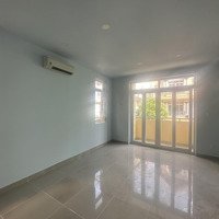 Cho Thuê Biệt Thự Khu Him Lam Q.7 Làm Văn Phòng.diện Tích10X20 Có Thang Máy. Giá Bán 75 Triệu. Liên Hệ: 0984159699