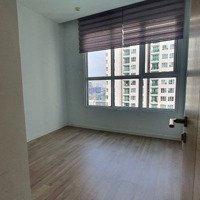 Cần Bán Căn Hộ 3 Phòng Ngủview Ôm Hồ Bơi, Tầng Thấp Giá Bán 9.4 Tỷ