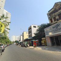 Cho Thuê Mặt Bằng Kinh Doanh Ngay Chung Cư The Sun Avenue, Kdc Đông Đúc Tấp Nập