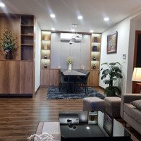 Cho Thuê Căn Hộ Chung Cư Ngoại Giao Đoàn. 130M2. 3 Phòng Ngủ Full Đồ.