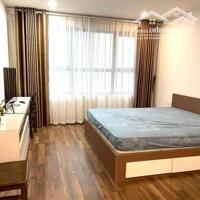 Cho thuê căn hộ 3 phòng ngủ chung cư Tràng An compex – đường Phùng Chí Kiên.