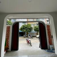 Cho thuê nhà 5 tầng ( có thang máy) khu ACC Vườn xoài, Nha Trang