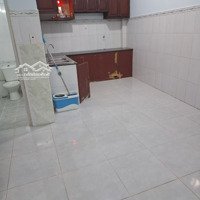 Lạc Long Quân..gần Chợ Tân Bình. 5 Phòng Ngủ 3 Vệ Sinhgiá 13 Triệu