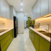 Bán Gấp: Căn Hộ M8 Midtown - 88M2, Full Nội Thất Vip, Tầng Cao View Đông Nam Sông Sài Gòn, Biệt Thự