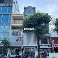 Cho thuê nhà 403 Sư Vạn Hạnh gần Vạn Hạnh Mall, P12, Q10. Trệt, Lửng, 2 lầu chỉ 57tr/tháng