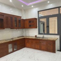 Nhà Mặt Tiền Kinh Doanh Trung Tâm Q11