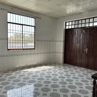 Chính Chủ Bán Căn Nhà Nghỉ 900M2 Ngay Mặt Tiền Đường Huyện Lộ 15