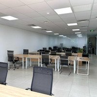 Chính Chủ Cho Thuê Văn Phòng Sẵn Nội Thất Tại Duy Tân - Cầu Giấy, Diện Tích 130M2 Vào Làm Việc Luôn