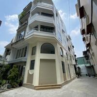 Cho thuê nhà mới xây xong đường Lý Thường Kiệt, P14, Q10