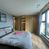 Cho thuê căn hộ tại Ngọc Khánh Plaza cạnh hồ Ngọc Khánh, Ba Đình, 161m2, 3PN full nội thất nhà đẹp